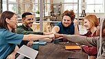 Sprache als Grundlage der Kommunikation Sprache als Grundlage der Kommunikation