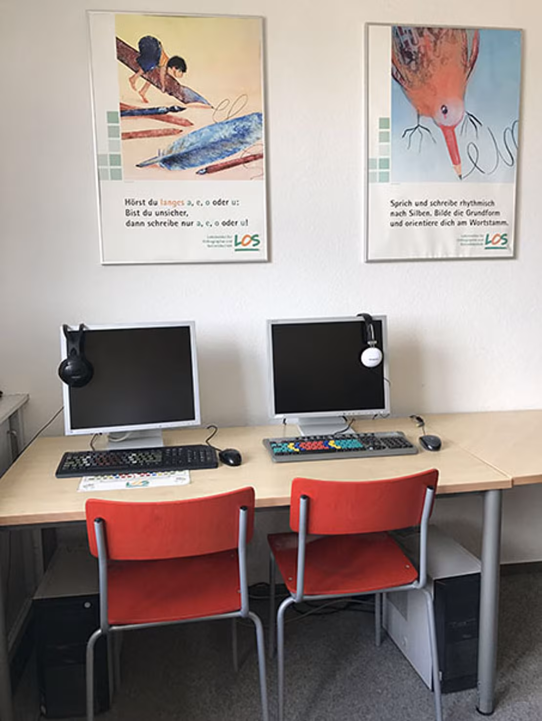 02 LOS-Poster im LOS Hamburg-Hoheluft 02 LOS-Poster im LOS Hamburg-Hoheluft