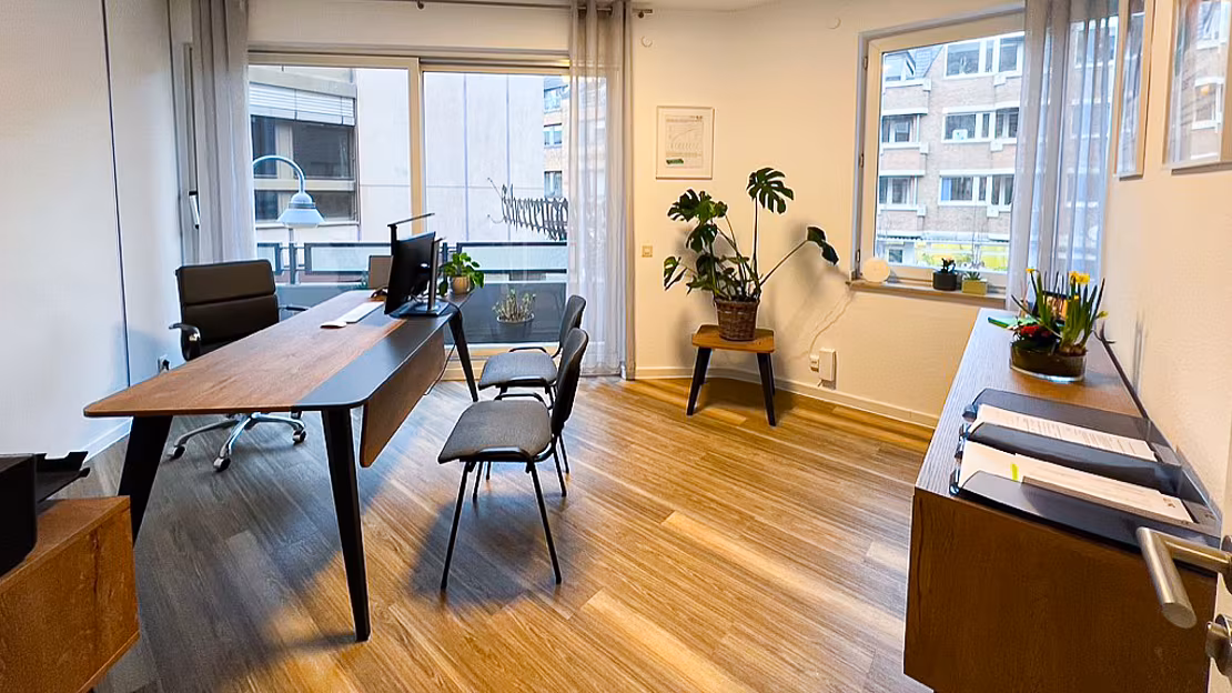 Büro der Institutsleitung Büro der Institutsleitung