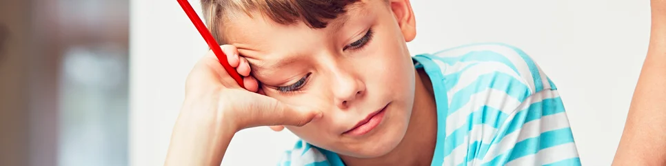 Eine Lernschwäche sollte möglichst früh diagnostiziert und behandelt werden. Eine Lernschwäche sollte möglichst früh diagnostiziert und behandelt werden.