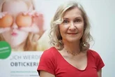 Portrait LOS Wiesbaden: Dipl.-Germanistin Jitka Loschinski-Reller Portrait LOS Wiesbaden: Dipl.-Germanistin Jitka Loschinski-Reller
