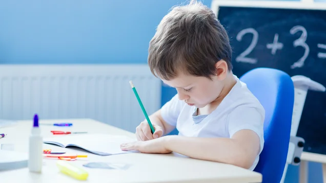 Manchmal ist es nicht eindeutig, ob ein Kind Probleme beim Lesen oder beim Rechnen hat. Ein Test im LOS kann aufschlussreich sein. Manchmal ist es nicht eindeutig, ob ein Kind Probleme beim Lesen oder beim Rechnen hat. Ein Test im LOS kann aufschlussreich sein.