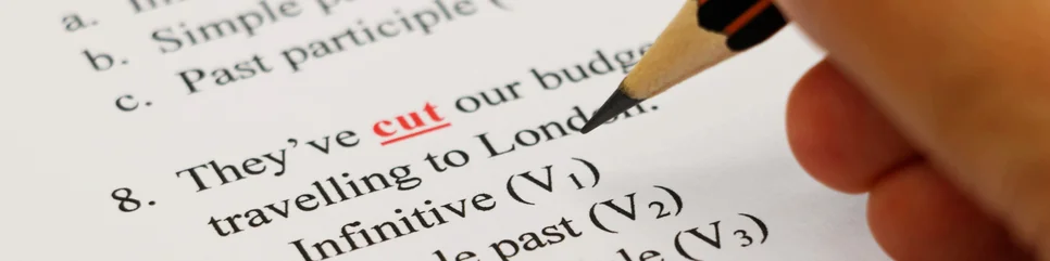Bei Problemen in Englisch sollten Eltern eine pädagogische Förderung einer Nachhilfe vorziehen. Bei Problemen in Englisch sollten Eltern eine pädagogische Förderung einer Nachhilfe vorziehen.