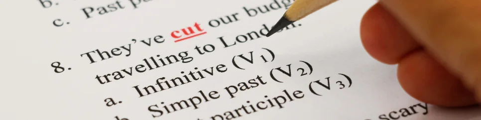 Bei Problemen in Englisch sollten Eltern eine pädagogische Förderung einer Nachhilfe vorziehen. Bei Problemen in Englisch sollten Eltern eine pädagogische Förderung einer Nachhilfe vorziehen.