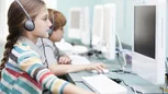 Im LOS üben die Kinder zweimal pro Woche für jeweils 90 Minuten mit speziellen Materialien – im Heft und am PC. Im LOS üben die Kinder zweimal pro Woche für jeweils 90 Minuten mit speziellen Materialien – im Heft und am PC.