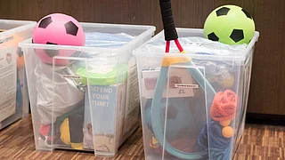 LOS Lehrte sponsort Pausenspielkisten