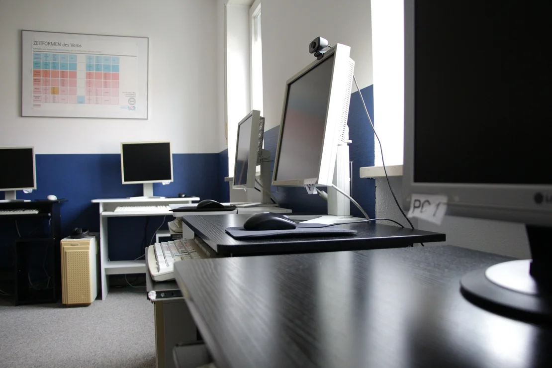 Computerraum im LOS Dachau