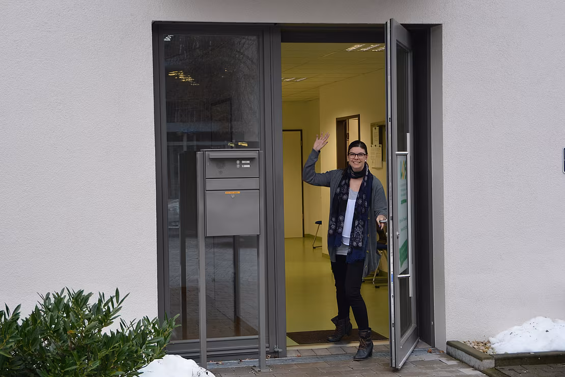 Annika Daum begrüßt die LOS-Kinder. Annika Daum begrüßt die LOS-Kinder.
