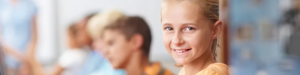 Bei LRS oder Legasthenie hilft eine pädagogische Förderung weitaus besser als eine klassische Nachhilfe. Bei LRS oder Legasthenie hilft eine pädagogische Förderung weitaus besser als eine klassische Nachhilfe.