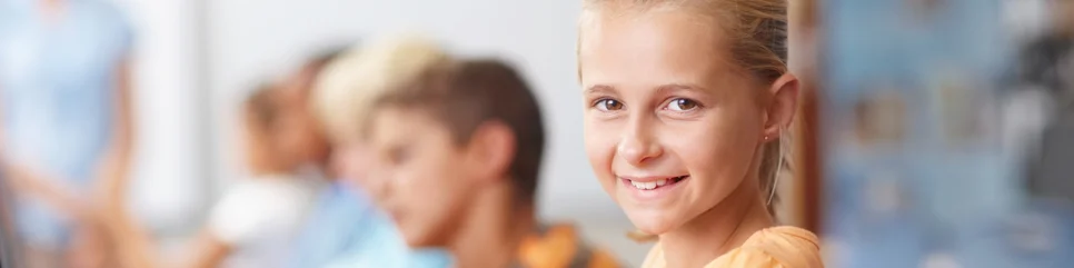 Bei LRS oder Legasthenie hilft eine pädagogische Förderung weitaus besser als herkömmliche Nachhilfe. Bei LRS oder Legasthenie hilft eine pädagogische Förderung weitaus besser als herkömmliche Nachhilfe.