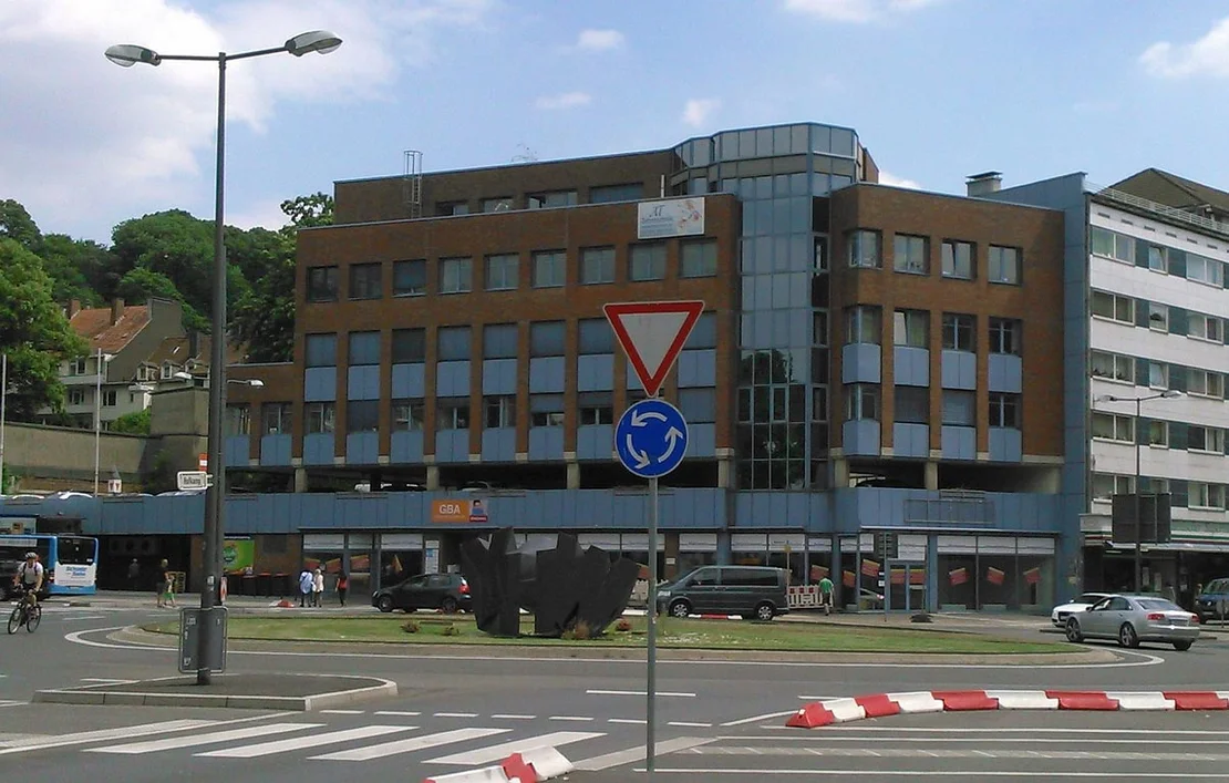 Außenansicht des LOS Wuppertal Außenansicht des LOS Wuppertal