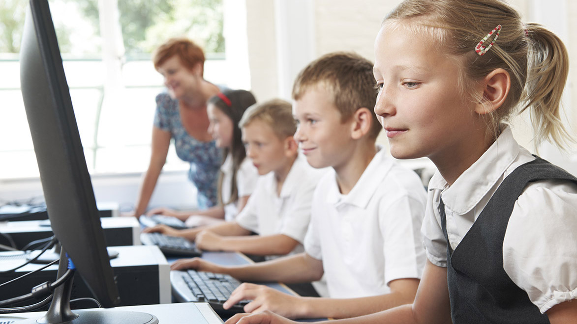 Die LOS-Online-Programme sind speziell für die Bedürfnisse von Menschen mit Lese-Rechtschreib-Schwierigkeiten konzipiert. Die LOS-Online-Programme sind speziell für die Bedürfnisse von Menschen mit Lese-Rechtschreib-Schwierigkeiten konzipiert.